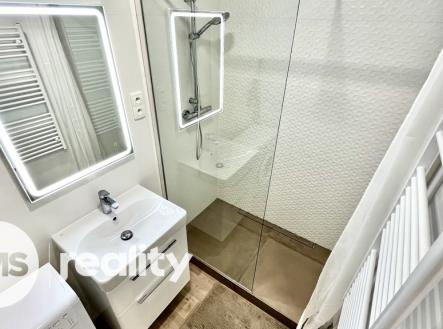 Pronájem bytu, 1+kk, 46 m²