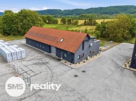 Pronájem skladu, 231 m²
