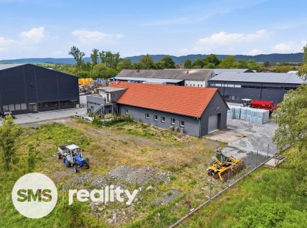 Pronájem skladu, 231 m²