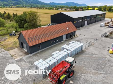 Pronájem skladu, 231 m²