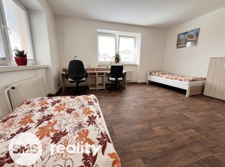 Pronájem bytu, jiný, 100 m²