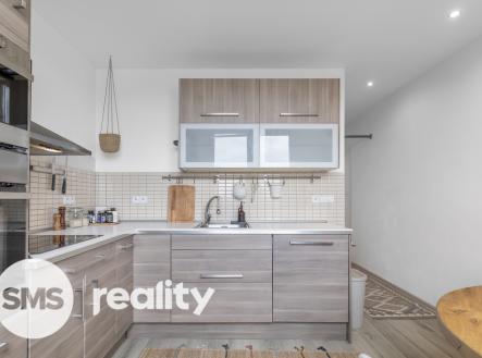 Pronájem bytu, 2+1, 60 m²