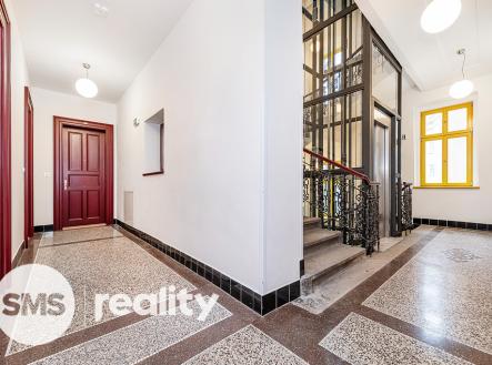 Pronájem bytu, 3+kk, 72 m²