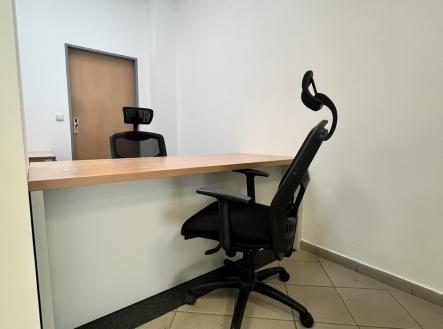Pronájem obchodní prostory, 127 m²