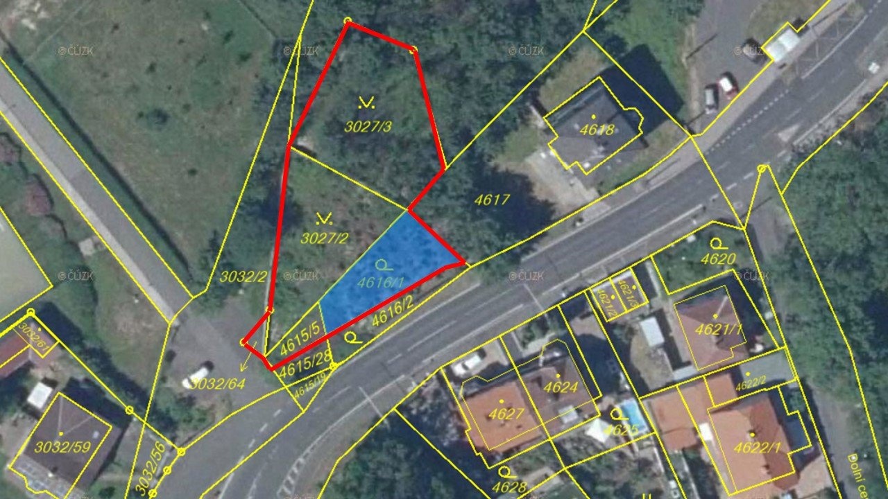 Soubor 5-ti pozemků o celkové výměře 909 m2