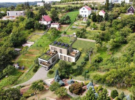 Prodej pozemku pro bydlení, 748 m²