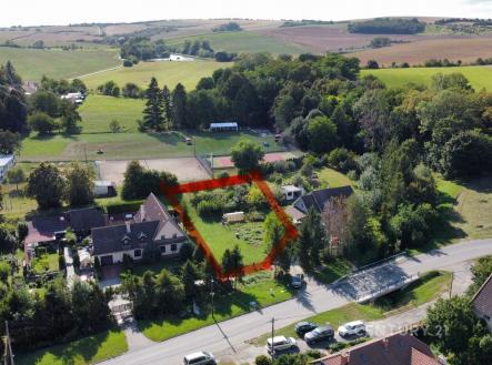 Prodej pozemku pro bydlení, 1 011 m²