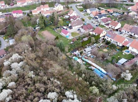 Prodej pozemku pro bydlení, 1 438 m²