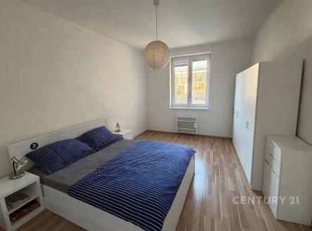 Pronájem bytu, 2+1, 47 m²