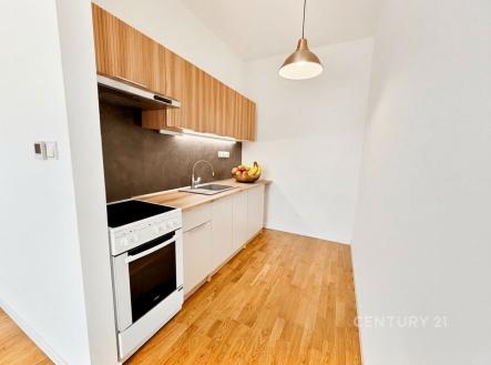 Pronájem bytu, 2+kk, 35 m²