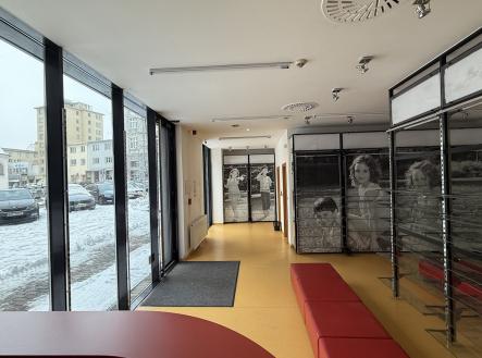 Prodej obchodní prostor, 89 m²