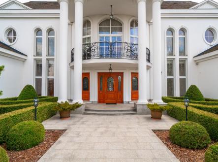 Prodej domu/vily, 858 m²