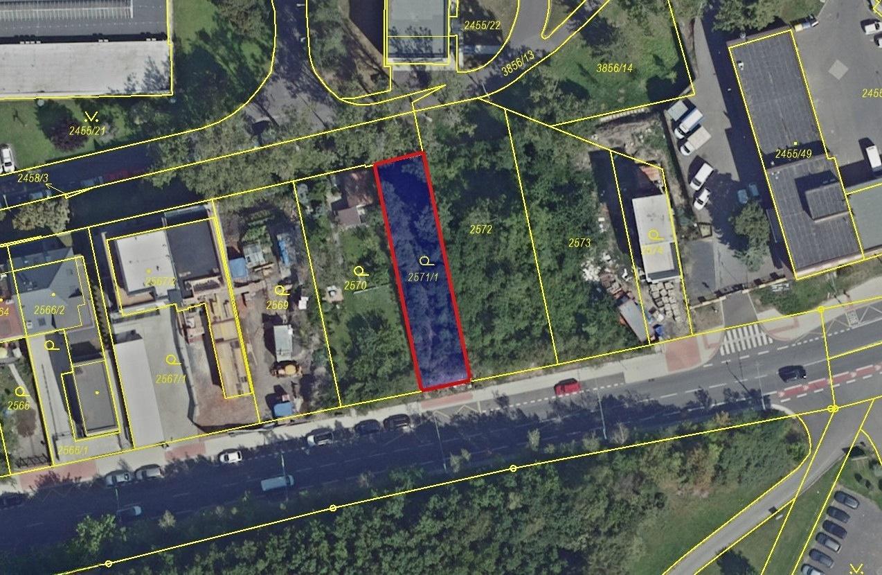 KM se zakreslením pozemku bez legendy ořez.jpg