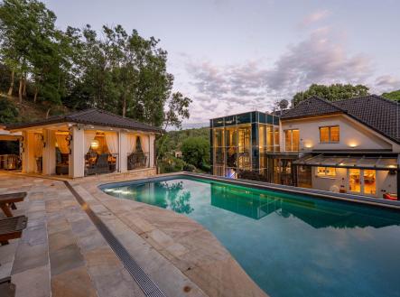 Prodej domu/vily, 850 m²