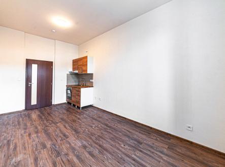 Pronájem bytu, 1+kk, 30 m²