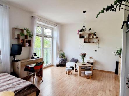 Pronájem bytu, 1+kk, 37 m² obrázek