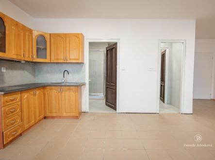 Pronájem bytu, 2+kk, 92 m²