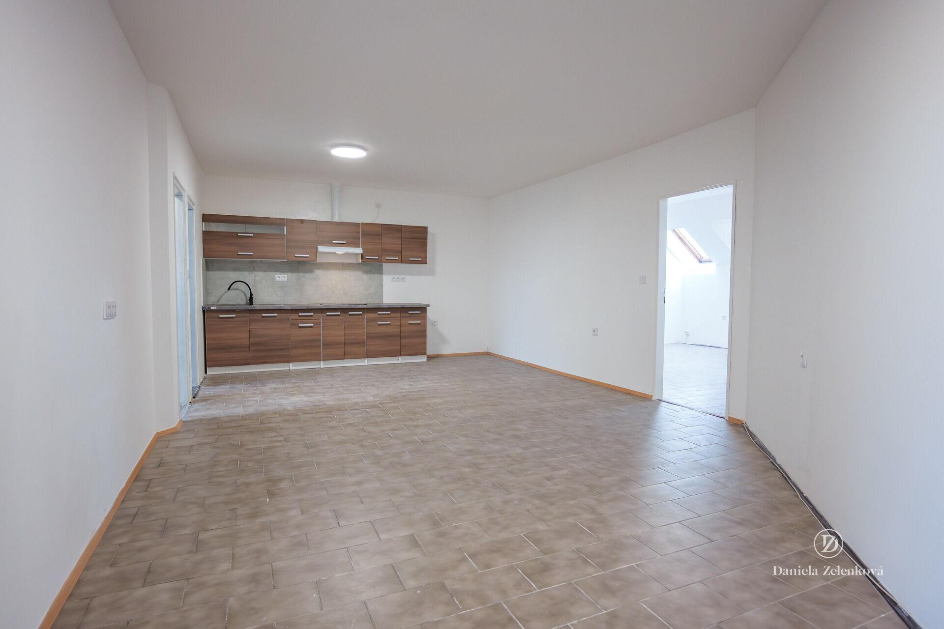 Pronájem bytu 3kk, zděný dům, Volyně, Strakonice