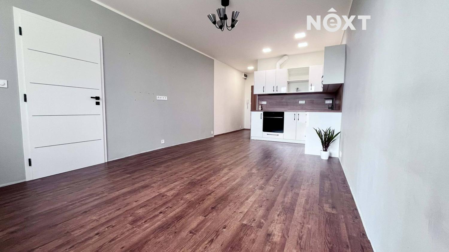 Pronájem byt 2+kk, 38㎡