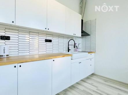 Pronájem bytu, 1+kk, 36 m²