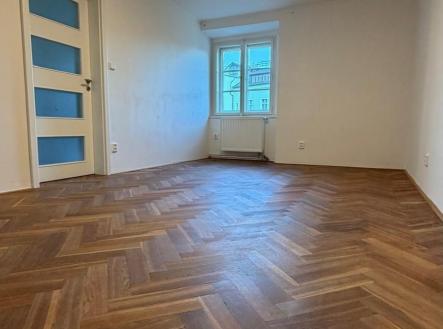 Pronájem bytu, 2+1, 56 m²