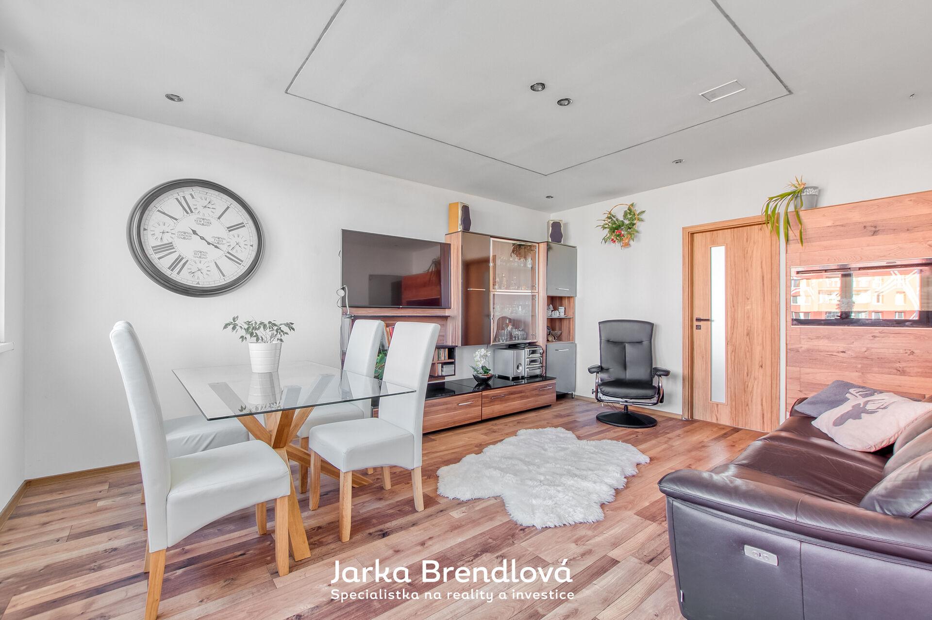 prodej bytu 3+1 s balkónem ( družstevní )