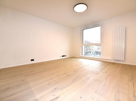 Pronájem bytu, 1+kk, 34 m²