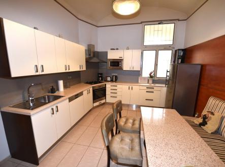 Prodej bytu, 3+kk, 72 m²