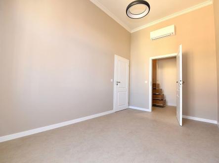 Prodej bytu, 4+kk, 84 m²