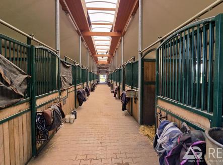 Prodej zemědělského objektu, 68 855 m²