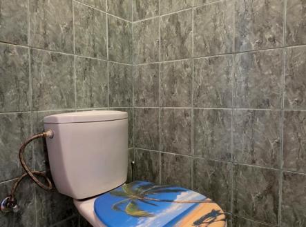 AN wc 1.jpg