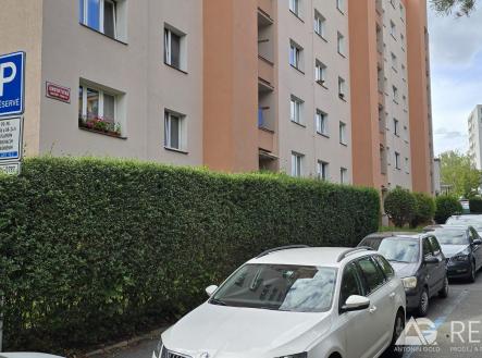Pronájem bytu, 2+1, 52 m²