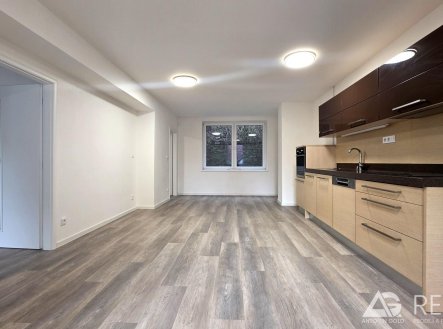 Prodej bytu, 3+kk, 88 m², Praha – náhled fotky 2