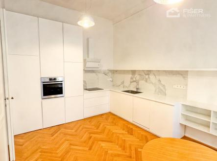 Pronájem bytu, 3+1, 95 m²