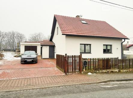 Pronájem bytu, garsoniéra, 38 m²