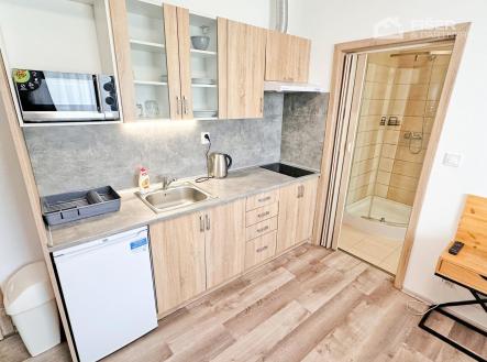 Pronájem bytu, 1+kk, 28 m²