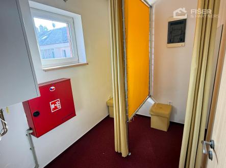 Pronájem kanceláře, 154 m²