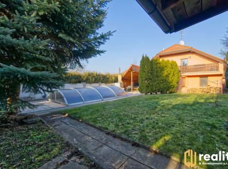 Prodej - dům/vila, 225 m²