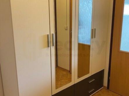Pronájem bytu, 1+kk, 39 m²