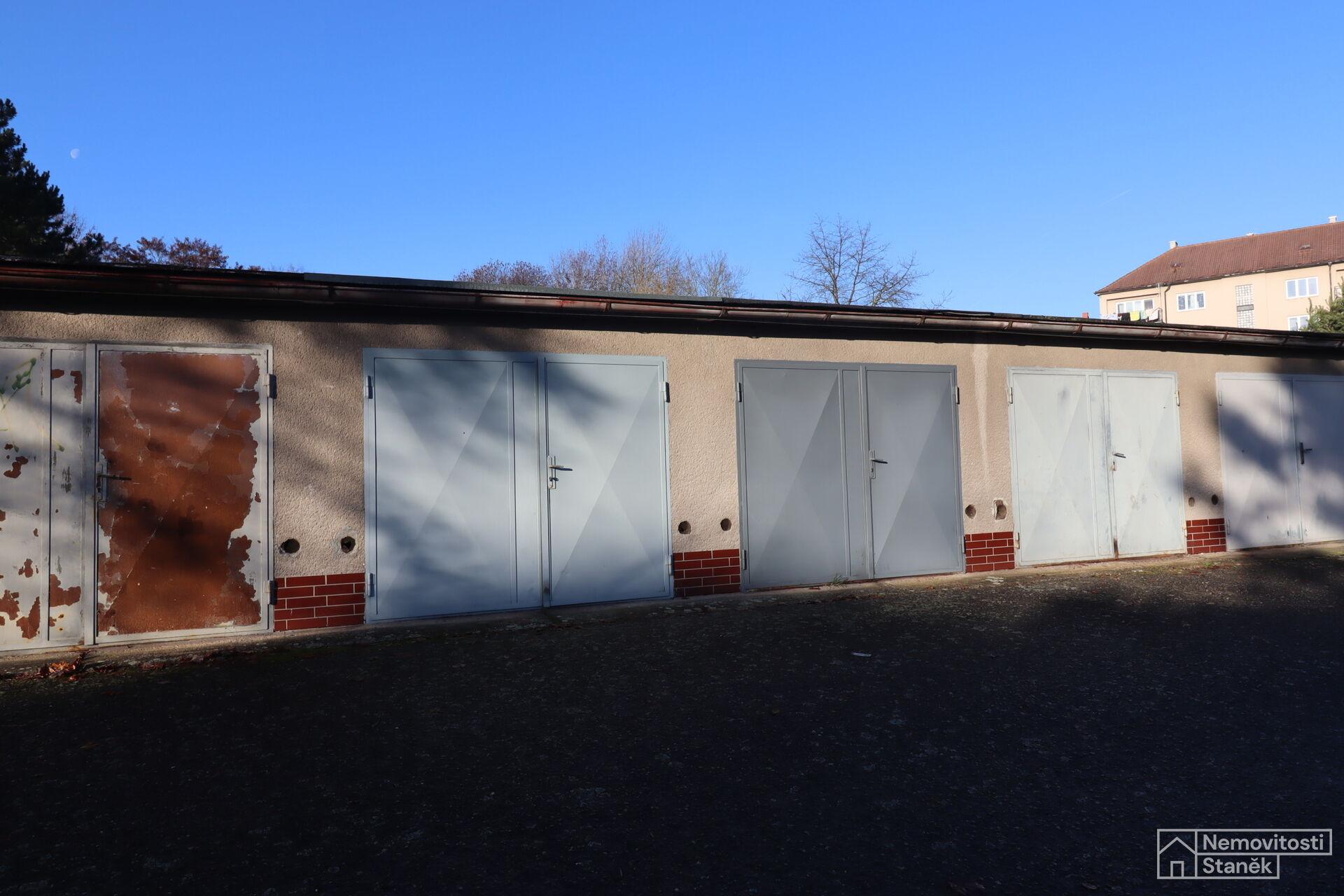 Pronájem garáže Lipová alej, Písek