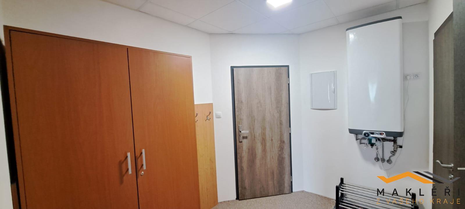 WhatsApp Image 2024-02-02 at 10.36.24 (3).jpeg