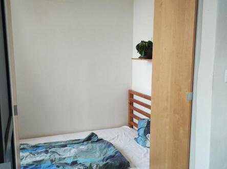 Pronájem bytu, 1+kk, 43 m²