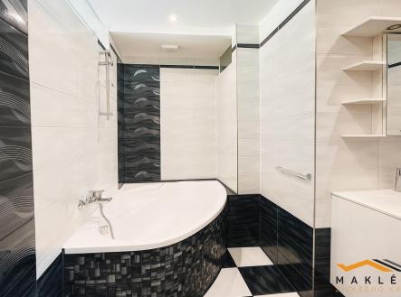 Pronájem bytu, 2+1, 61 m²