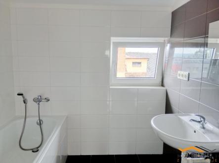 Pronájem bytu, 2+1, 65 m²