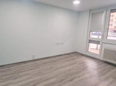 Pronájem bytu, 1+kk, 32 m²