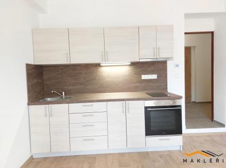 Pronájem bytu, 1+kk, 32 m²