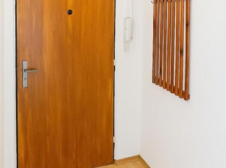 Pronájem bytu, 1+kk, 27 m²