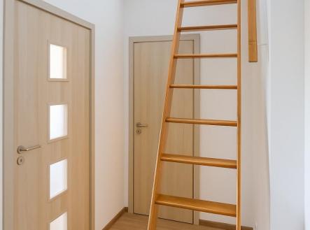 Pronájem bytu, 1+kk, 40 m²