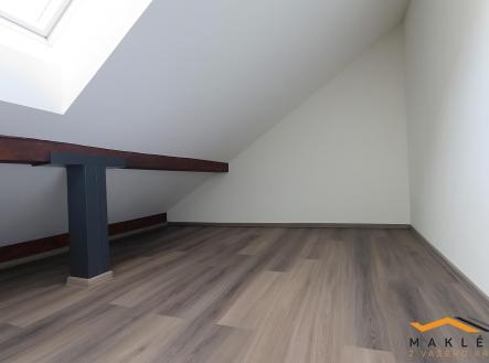 Pronájem bytu, 1+kk, 40 m²