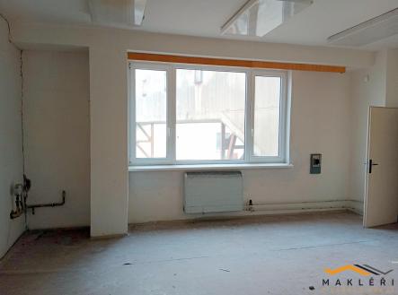 Pronájem skladovací prostor, 103 m²